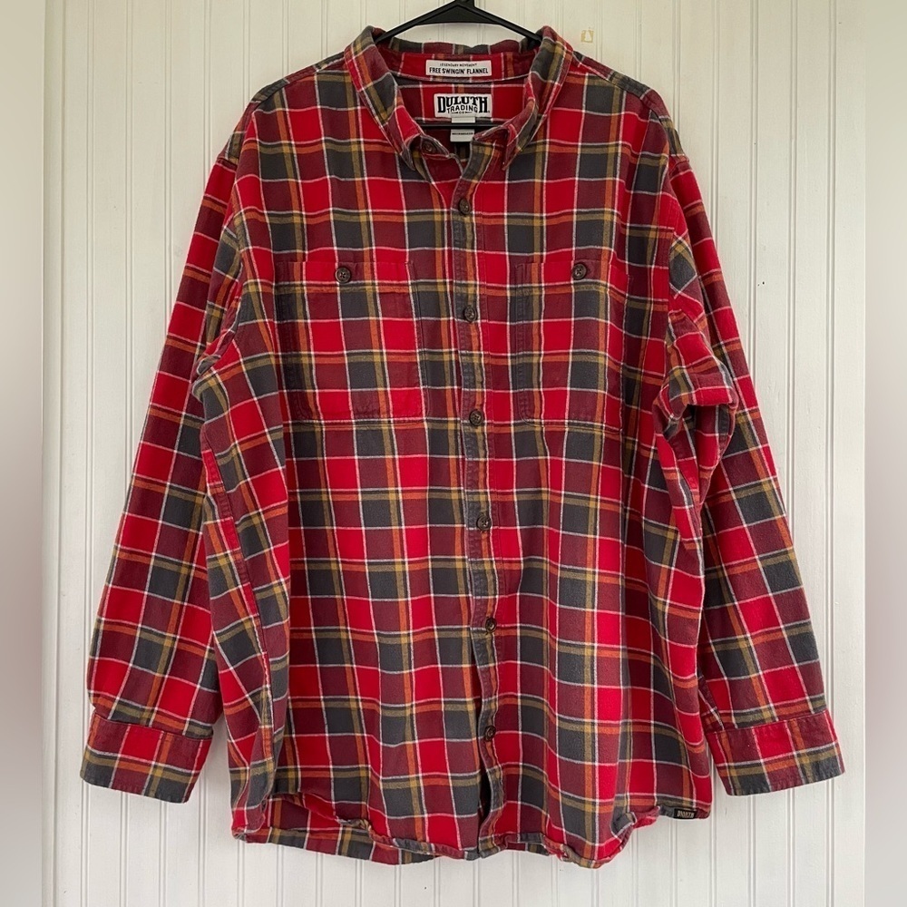 Duluth Trading Company Men's Red Free Swingin' Flannel Standard Fit Shirt Sz 2XL